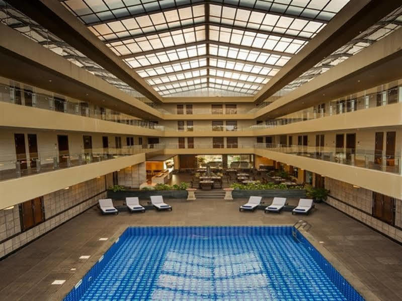 The Acacia Hotel y Spa Goa Sinquerim Exterior foto